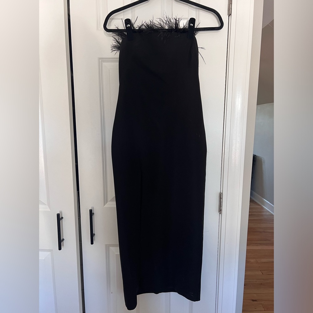 MANGO Detachable Feather-detail Strapless Dress